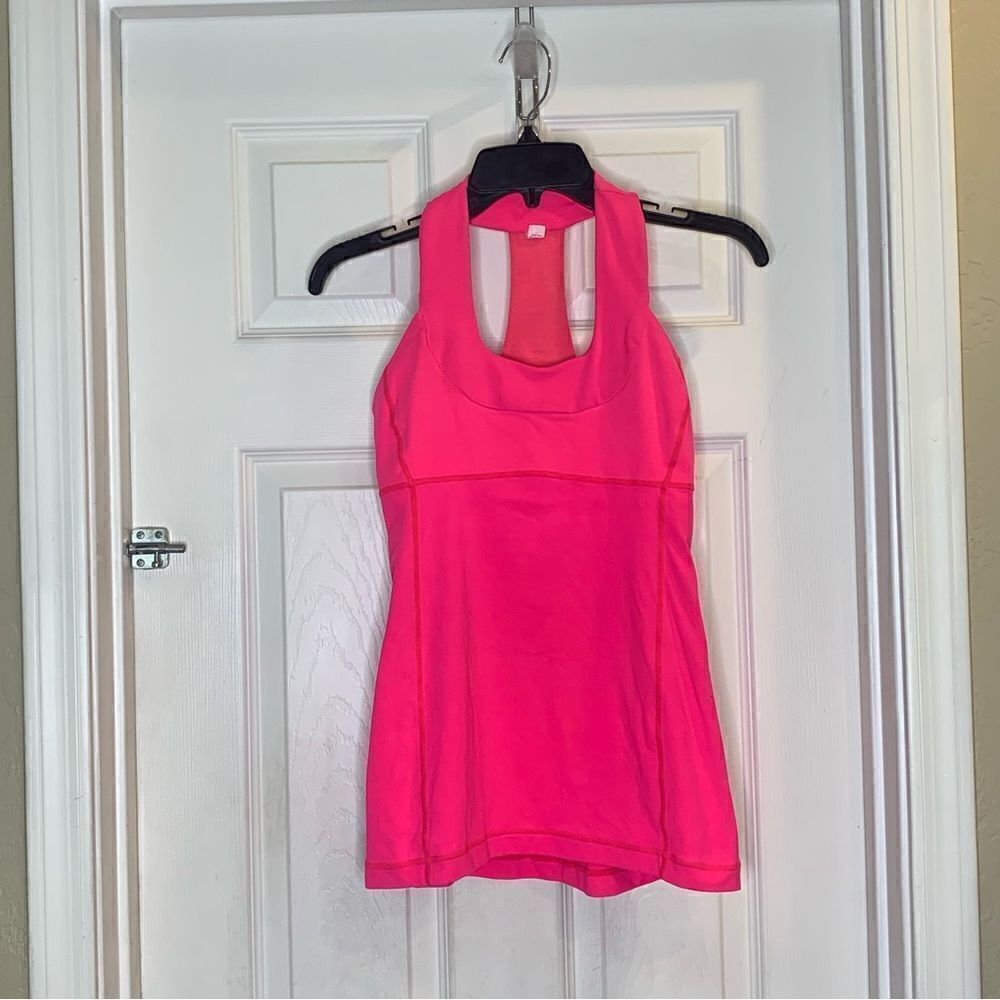 Lululemon Scoop Neck Tank in Hot Pink Size 6